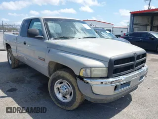 2000 Dodge Ram 2500 with VIN 3B7KC236XYG131214, listed as a IAAI auction lot 41816946 with 1 mi miles. Bid and sale history available at carsss.com. Image 1.