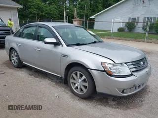 2008 Ford Taurus SEL z VIN 1FAHP24W88G177946, wystawiony jako IAAI lot #42300973 z przebiegiem 121 686 mil mil oraz . Historia ofert i sprzedaży dostępna na DreamBid. Obrazek 1.