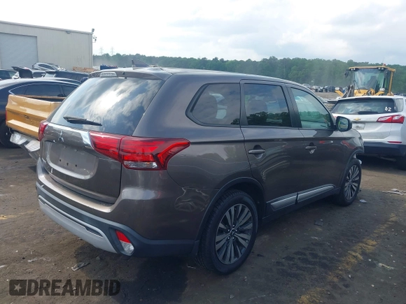 2020 Mitsubishi Outlander ES with VIN JA4AD2A32LZ038644, listed as a IAAI auction lot 42106213 with 61,919 mi miles and . Bid and sale history available at DreamBid. Image 4.