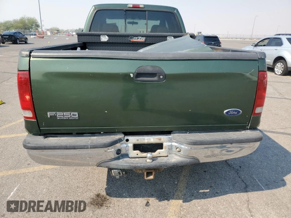 2004 Ford Super Duty F-250 XL with VIN 1FTNW21P94ED89516, listed as a Copart auction lot 70998904 with 351,625 mi miles and Salvage Title. Bid and sale history available at carsss.com. Image 6.
