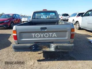 1994 Toyota Pickup with VIN 4TARN81A2RZ157385, listed as a IAAI auction lot 41999184 with 237,085 mi miles and . Bid and sale history available at DreamBid. Image 17.