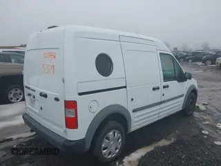 2010 Ford Transit Connect XL z VIN NM0LS7AN9AT025373, wystawiony jako IAAI lot #41545379 z przebiegiem 19 479 mil mil oraz . Historia ofert i sprzedaży dostępna na DreamBid. Obrazek 4.