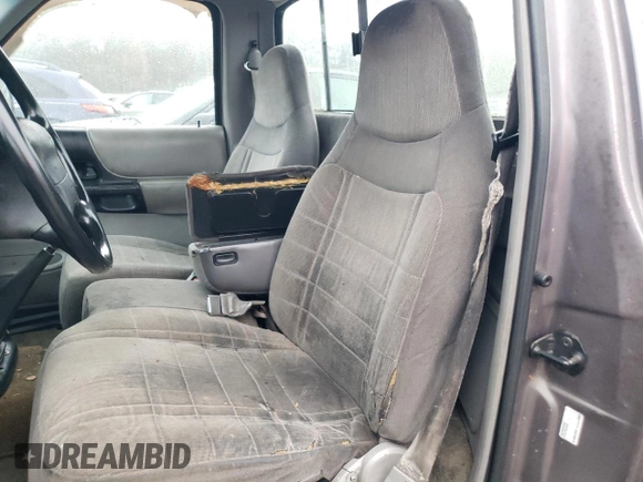 1996 Ford Ranger XL with VIN 1FTCR10A2TUD70395, listed as a Copart auction lot 52977425 with 403,506 mi miles and Non repairable. Bid and sale history available at DreamBid. Image 10.