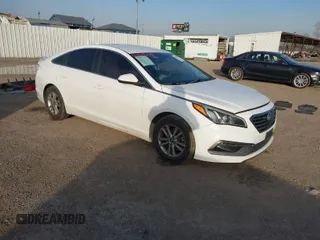 2016 Hyundai Sonata SE z VIN 5NPE24AF9GH295932, wystawiony jako IAAI lot #41552729 z przebiegiem 153 198 mil mil oraz . Historia ofert i sprzedaży dostępna na DreamBid. Obrazek 1.