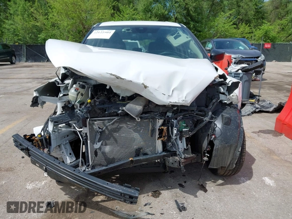 2022 Nissan Kicks S z VIN 3N1CP5BV3NL523119, wystawiony jako IAAI lot #42122504 z przebiegiem 28 062 mil mil oraz . Historia ofert i sprzedaży dostępna na DreamBid. Obrazek 13.
