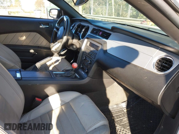 2013 Ford Mustang GT with VIN 1ZVBP8CF1D5208753, listed as a IAAI auction lot 41754011 with 158,809 mi miles and . Bid and sale history available at DreamBid. Image 5.