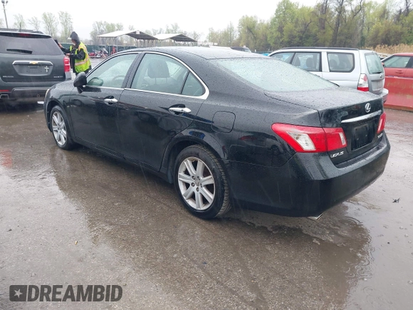 2007 Lexus ES 330 with VIN JTHBJ46G172004296, listed as a IAAI auction lot 41996793 with 205,524 mi miles and . Bid and sale history available at carsss.com. Image 3.