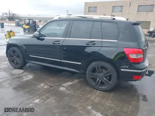 2012 Mercedes-Benz GLK-Class GLK 350 with VIN WDCGG8HB3CF912437, listed as a IAAI auction lot 41734683 with 127,572 mi miles. Bid and sale history available at carsss.com. Image 3.