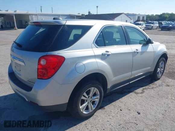 2015 Chevrolet Equinox LS z VIN 2GNALAEK0F6108170, wystawiony jako IAAI lot #40142120 z przebiegiem 161 567 mil mil oraz . Historia ofert i sprzedaży dostępna na DreamBid. Obrazek 4.