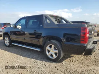2007 Chevrolet Avalanche 1LT z VIN 3GNEC120X7G172663, wystawiony jako Copart lot #43789905 z przebiegiem 147 024 mil mil oraz Szkoda całkowita • Salvage title. Historia ofert i sprzedaży dostępna na DreamBid. Obrazek 2.