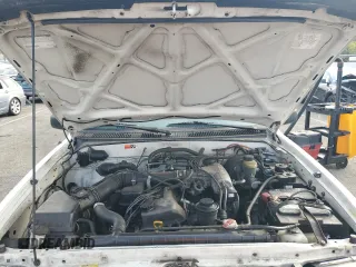 1999 Toyota Tacoma PreRunner with VIN 4TASM92NXXZ476400, listed as a Copart auction lot 81001204 with 280,797 mi miles and Salvage title. Bid and sale history available at DreamBid. Image 11.