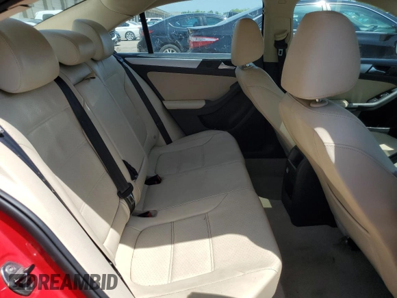 2013 Volkswagen Jetta SE с VIN 3VWDP7AJXDM407787, выставлен на аукционе Copart как лот 54129095 с пробегом 113 796 миль миль и Списание • Salvage title. История ставок и продаж доступна на DreamBid. Изображение 10.