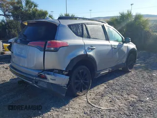2018 Toyota RAV4 XLE with VIN 2T3RFREV1JW788525, listed as a IAAI auction lot 41793478 with 66,603 mi miles. Bid and sale history available at carsss.com. Image 4.