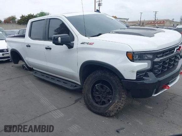 2025 Chevrolet Silverado 1500 with VIN 3GCUKHEL6SG224899, listed as a IAAI auction lot 41828205 with 3,067 mi miles and . Bid and sale history available at DreamBid. Image 1.