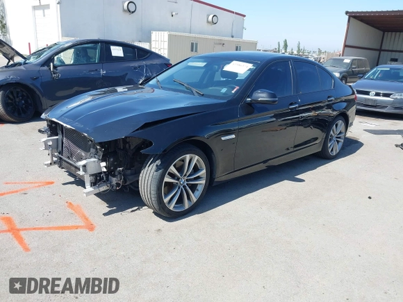 2016 BMW 5 Series 528i z VIN WBA5A5C50GG355305, wystawiony jako IAAI lot #42386374 z przebiegiem 136 439 mil mil oraz . Historia ofert i sprzedaży dostępna na DreamBid. Obrazek 18.