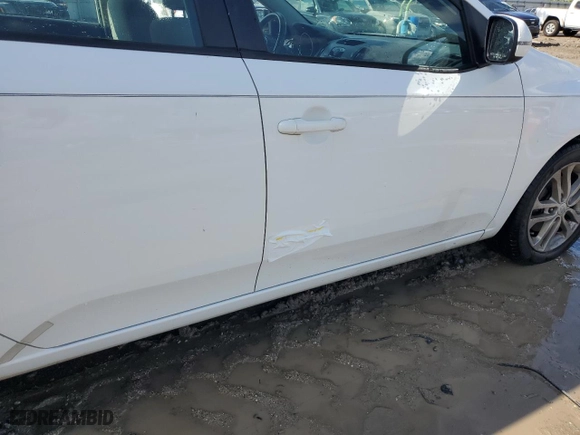 2012 Kia Forte 5-Door EX with VIN KNAFU5A2XC5593205, listed as a Copart auction lot 73847324 with 133,176 mi miles and Non Repairable. Bid and sale history available at carsss.com. Image 12.