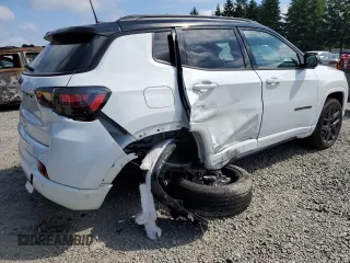 2024 Jeep Compass Limited with VIN 3C4NJDCN2RT135322, listed as a Copart auction lot 59387135 with 3,403 mi miles and Salvage title. Bid and sale history available at DreamBid. Image 3.