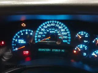 2005 GMC Yukon SLT with VIN 1GKEK13T15J143363, listed as a IAAI auction lot 41996424 with 272,819 mi miles. Bid and sale history available at carsss.com. Image 7.