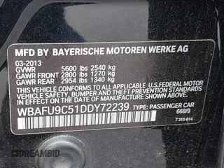 2013 BMW 5 Series 550i xDrive z VIN WBAFU9C51DDY72239, wystawiony jako IAAI lot #42323893 z przebiegiem 153 305 mil mil oraz . Historia ofert i sprzedaży dostępna na DreamBid. Obrazek 9.