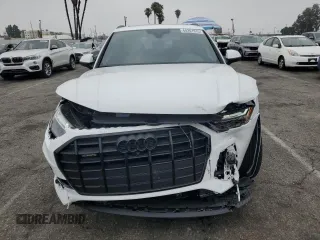 2024 Audi Q5 Premium Plus with VIN WA1BBAFY9R2147404, listed as a Copart auction lot 60261915 with 3,201 mi miles and Salvage title. Bid and sale history available at DreamBid. Image 5.