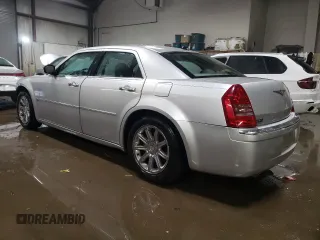 2005 Chrysler 300 with VIN 2C3JA63H25H176366, listed as a Copart auction lot 44174295 with 181,498 mi miles and Salvage Title. Bid and sale history available at carsss.com. Image 2.