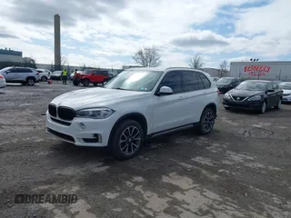 2017 BMW X5 xDrive35i with VIN 5UXKR0C3XH0X82080, listed as a IAAI auction lot 41820700 with 126,235 mi miles. Bid and sale history available at carsss.com. Image 2.