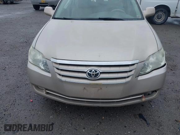 2006 Toyota Avalon XL with VIN 4T1BK36B26U119629, listed as a IAAI auction lot 39152919 with 128,953 mi miles. Bid and sale history available at carsss.com. Image 6.