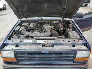 1993 Ford Explorer z VIN 1FMCU24X3PUA44495, wystawiony jako Copart lot #62492444 z przebiegiem 82 105 mil mil oraz Szkody całkowita. Historia ofert i sprzedaży dostępna na DreamBid. Obrazek 12.