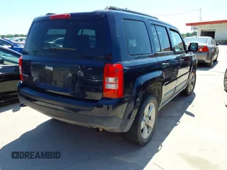 2011 Jeep Patriot Latitude with VIN 1J4NF1GB7BD141011, listed as a IAAI auction lot 42085417 with Not Provided miles and . Bid and sale history available at DreamBid. Image 4.