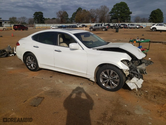 2013 Infiniti M37 with VIN JN1BY1AP6DM510566, listed as a Copart auction lot 86331454 with 0 miles and Salvage Title. Bid and sale history available at carsss.com. Image 4.