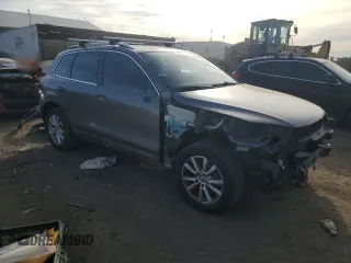 2013 Volkswagen Touareg Lux with VIN WVGEF9BP7DD008030, listed as a Copart auction lot 81642604 with 161,112 mi miles and Salvage Title. Bid and sale history available at DreamBid. Image 4.