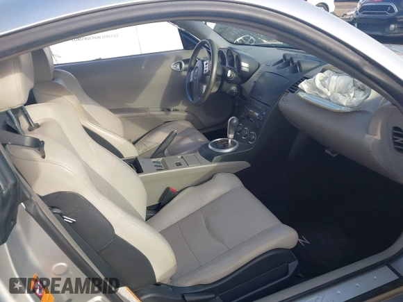 2004 Nissan 350Z Touring with VIN JN1AZ34E94T052137, listed as a IAAI auction lot 41939712 with 93,426 mi miles. Bid and sale history available at carsss.com. Image 5.