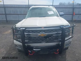 2014 Chevrolet Silverado 1500 LTZ with VIN 3GCUKSEC8EG287942, listed as a IAAI auction lot 41824171 with 205,607 mi miles. Bid and sale history available at carsss.com. Image 12.