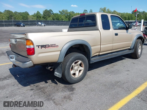 2001 Toyota Tacoma z VIN 5TEWN72N61Z746662, wystawiony jako IAAI lot #42325016 z przebiegiem 194 459 mil mil oraz . Historia ofert i sprzedaży dostępna na DreamBid. Obrazek 4.