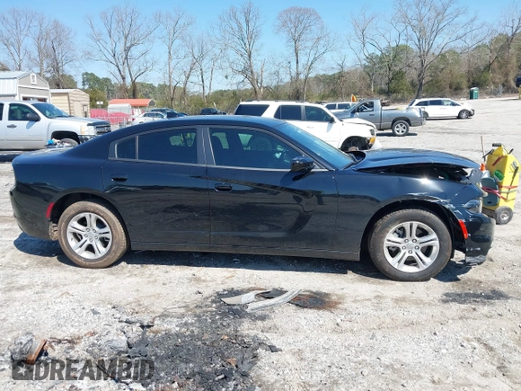 2023 Dodge Charger SXT z VIN 2C3CDXBG2PH672138, wystawiony jako IAAI lot #41791737 z przebiegiem 9500 mil mil oraz . Historia ofert i sprzedaży dostępna na DreamBid. Obrazek 13.