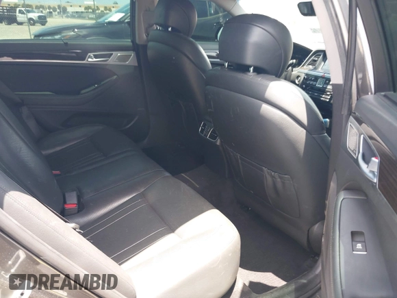 2018 Genesis G80 3.8L с VIN KMHGN4JE6JU269143, выставлен на аукционе IAAI как лот 42219466 с пробегом 119 007 миль миль и . История ставок и продаж доступна на DreamBid. Изображение 8.
