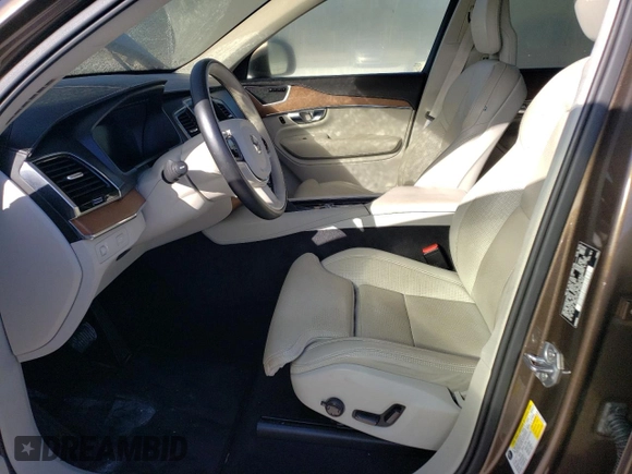 2017 Volvo XC90 Inscription with VIN YV4A22PL8H1174301, listed as a Copart auction lot 40815463 with 62,689 mi miles. Bid and sale history available at carsss.com. Image 7.