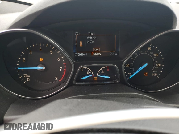 2018 Ford Escape SE z VIN 1FMCU9GD5JUB29050, wystawiony jako Copart lot #55166745 z przebiegiem 79 939 mil mil oraz Czysty tytuł • Clean title. Historia ofert i sprzedaży dostępna na DreamBid. Obrazek 9.