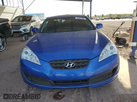 2011 Hyundai Genesis Coupe with VIN KMHHT6KD9BU054742, listed as a Copart auction lot 42587585 with 101,310 mi miles and Salvage title. Bid and sale history available at DreamBid. Image 5.