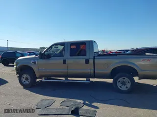 2004 Ford Super Duty F-250 XL with VIN 1FTNW21P74EA03546, listed as a IAAI auction lot 41745748 with 311,633 mi miles. Bid and sale history available at carsss.com. Image 14.