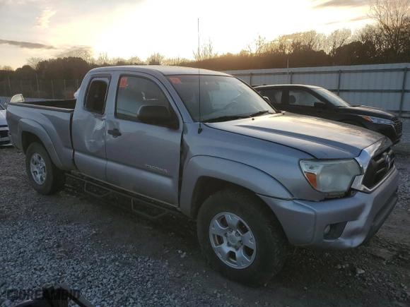2015 Toyota Tacoma with VIN 5TFUU4EN9FX111230, listed as a Copart auction lot 85201694 with NaN miles and Clean Title. Bid and sale history available at carsss.com. Image 4.