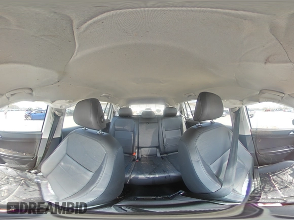 2018 Volkswagen Tiguan SEL z VIN 3VV3B7AXXJM214182, wystawiony jako Copart lot #53783515 z przebiegiem 117 466 mil mil oraz Szkoda całkowita • Salvage title. Historia ofert i sprzedaży dostępna na DreamBid. Obrazek 15.