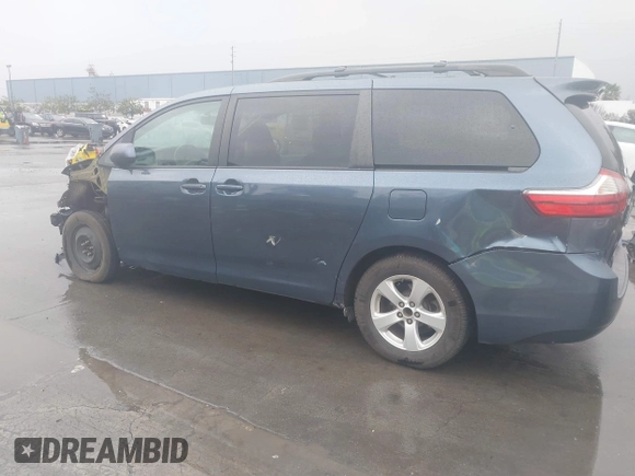 2015 Toyota Sienna LE AAS with VIN 5TDKK3DC8FS645154, listed as a IAAI auction lot 41513731 with 120,368 mi miles. Bid and sale history available at carsss.com. Image 3.