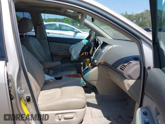 2004 Lexus RX 330 with VIN 2T2HA31U24C006277, listed as a IAAI auction lot 42019822 with 209,423 mi miles. Bid and sale history available at carsss.com. Image 5.