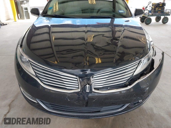 2016 Lincoln MKZ Hybrid with VIN 3LN6L2LUXGR628147, listed as a IAAI auction lot 41815863 with 97,961 mi miles. Bid and sale history available at carsss.com. Image 6.