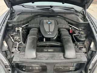 2007 BMW X5 4.8i z VIN 5UXFE83527LZ44584, wystawiony jako IAAI lot #42364598 z przebiegiem 154 837 mil mil oraz . Historia ofert i sprzedaży dostępna na DreamBid. Obrazek 9.