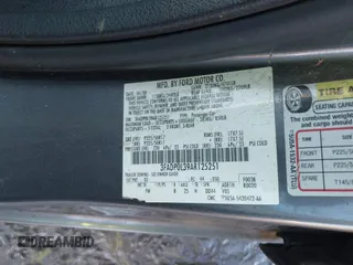 2010 Ford Fusion Hybrid with VIN 3FADP0L39AR125251, listed as a IAAI auction lot 41100606 with 235,612 mi miles. Bid and sale history available at carsss.com. Image 9.