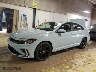 2025 Volkswagen Jetta SE with VIN 3VWEX7BU5SM047077, listed as a Copart auction lot 45975025 with 698 mi miles and Salvage Title. Bid and sale history available at carsss.com. Image 1.