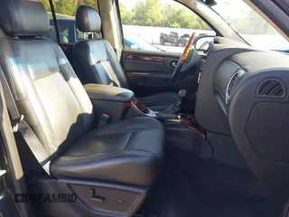 2006 GMC Envoy Denali with VIN 1GKET63M462257064, listed as a IAAI auction lot 40793921 with 179,304 mi miles. Bid and sale history available at carsss.com. Image 5.