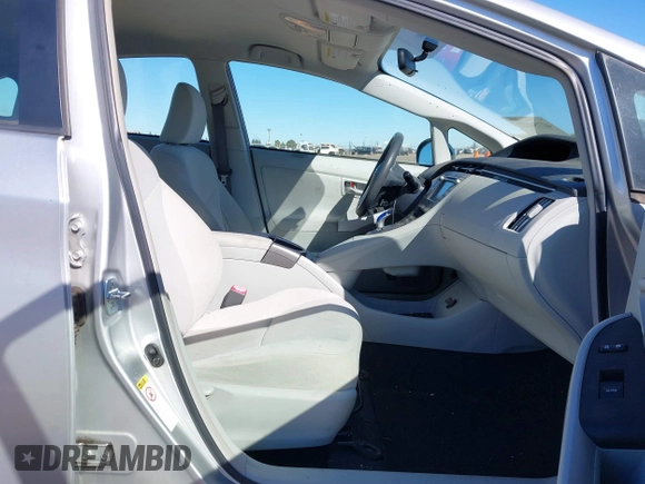 2013 Toyota Prius One with VIN JTDKN3DU8D5575688, listed as a IAAI auction lot 41754122 with 195,862 mi miles and . Bid and sale history available at DreamBid. Image 5.